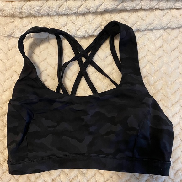 lululemon athletica Other - Lululemon Free to be Serene Bra size 6